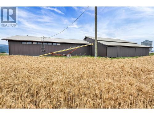 202 Stepping Stones Crescent, Spallumcheen, BC 