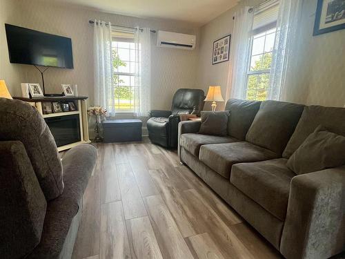 3744 Route 2, Farmington, PE 