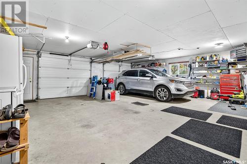417 Daniel Drive, Dufferin Rm No. 190, SK - Indoor Photo Showing Garage