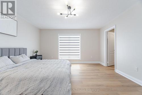 28 Sussexvale Drive, Brampton, ON - Indoor Photo Showing Bedroom