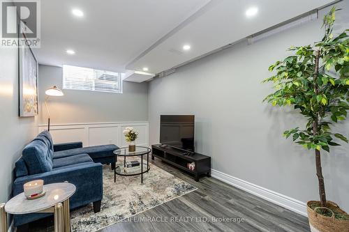 28 Sussexvale Drive, Brampton, ON - Indoor