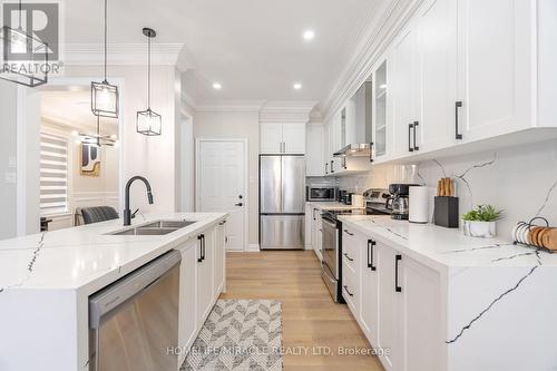 28 Sussexvale Drive, Brampton, ON - Indoor Photo Showing Kitchen With Stainless Steel Kitchen With Double Sink With Upgraded Kitchen