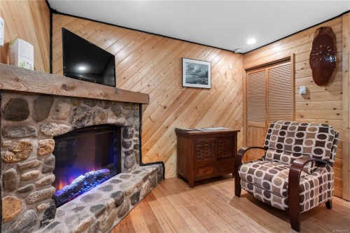 277 Boardwalk Blvd, Ucluelet, BC 