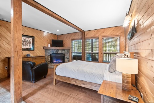 277 Boardwalk Blvd, Ucluelet, BC 