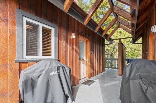 277 Boardwalk Blvd, Ucluelet, BC 