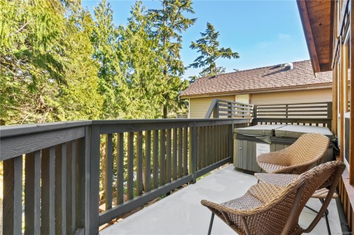 277 Boardwalk Blvd, Ucluelet, BC 