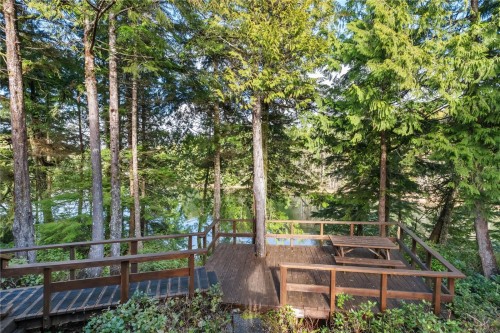 277 Boardwalk Blvd, Ucluelet, BC 