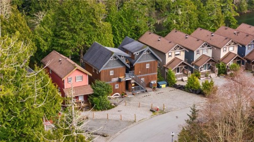 277 Boardwalk Blvd, Ucluelet, BC 
