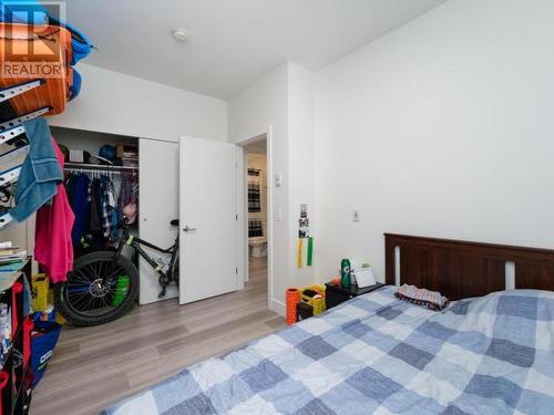 2-20 Wann Road, Whitehorse, YT - Indoor Photo Showing Bedroom