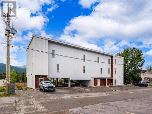 2-20 Wann Road, Whitehorse, YT - Outdoor