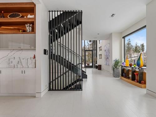 722 Highpointe Place, Kelowna, BC - Indoor Photo Showing Other Room