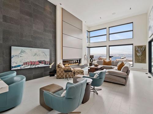 722 Highpointe Place, Kelowna, BC - Indoor