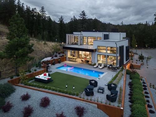 722 Highpointe Place, Kelowna, BC - Outdoor With In Ground Pool