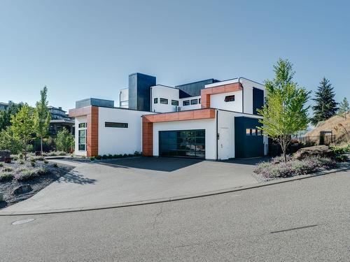 722 Highpointe Place, Kelowna, BC - Outdoor