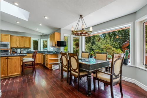 1185 Merecroft Rd, Campbell River, BC 