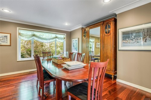 1185 Merecroft Rd, Campbell River, BC 