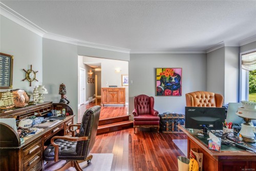 1185 Merecroft Rd, Campbell River, BC 