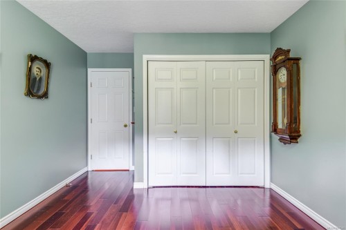 1185 Merecroft Rd, Campbell River, BC 