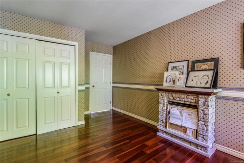 1185 Merecroft Rd, Campbell River, BC 