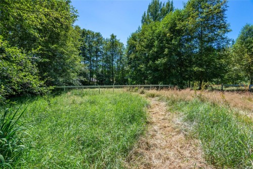 1185 Merecroft Rd, Campbell River, BC 