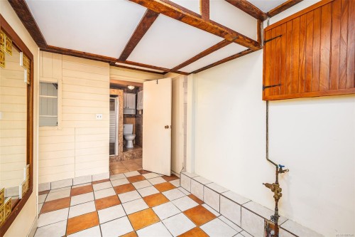 540 Macmillan Dr, Sayward, BC 