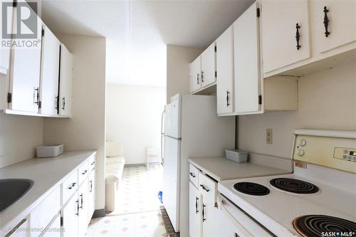31 51 Centennial Street, Regina, SK - Indoor Photo Showing Kitchen