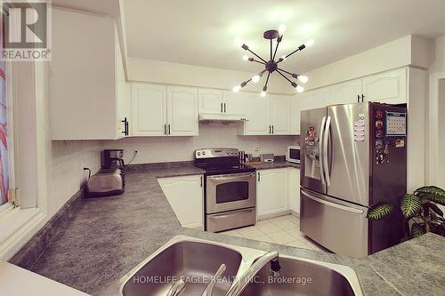 12 Indigo Street, Richmond Hill, ON - Indoor Photo Showing Kitchen With Double Sink