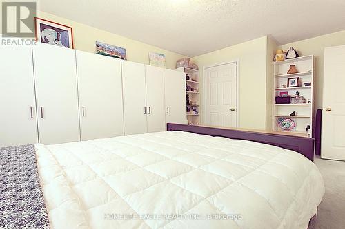 12 Indigo Street, Richmond Hill, ON - Indoor Photo Showing Bedroom