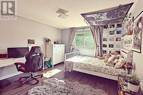 12 Indigo Street, Richmond Hill, ON - Indoor Photo Showing Bedroom
