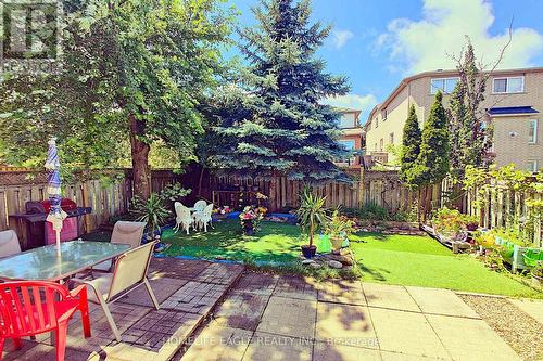 12 Indigo Street, Richmond Hill, ON - Outdoor