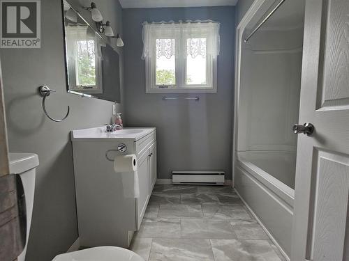 122 Harris Drive, Marystown, NL - Indoor Photo Showing Bathroom