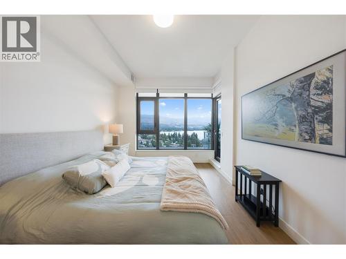3699 Capozzi Road Unit# Ph3, Kelowna, BC - Indoor Photo Showing Bedroom
