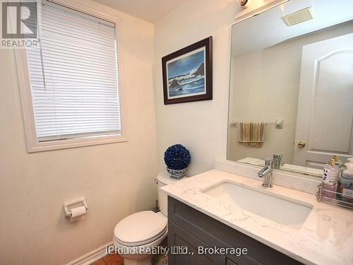166 - 80 Acorn Place, Mississauga, ON - Indoor Photo Showing Bathroom