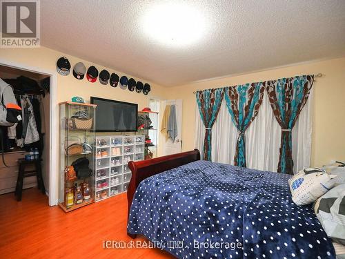 166 - 80 Acorn Place, Mississauga, ON - Indoor Photo Showing Bedroom