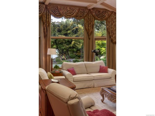 3445 Beach Dr, Oak Bay, BC 