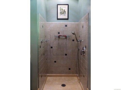 3445 Beach Dr, Oak Bay, BC 