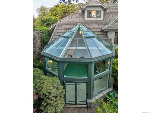 3445 Beach Dr, Oak Bay, BC 