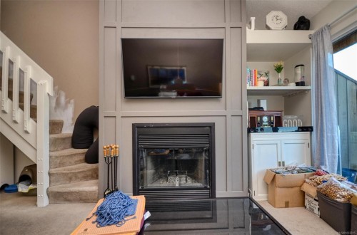 308-3225 Alder St, Victoria, BC - Outdoor