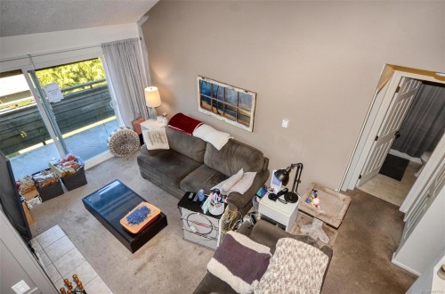 308-3225 Alder St, Victoria, BC - Indoor Photo Showing Bedroom