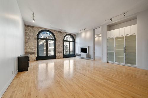 Living room - 310-455 Rue St-Pierre, Montréal (Ville-Marie), QC - Indoor Photo Showing Other Room