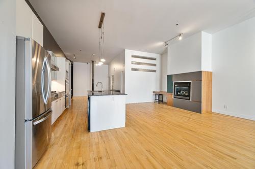 Dining room - 310-455 Rue St-Pierre, Montréal (Ville-Marie), QC - Indoor With Fireplace