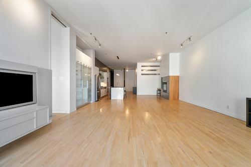 Living room - 310-455 Rue St-Pierre, Montréal (Ville-Marie), QC - Indoor