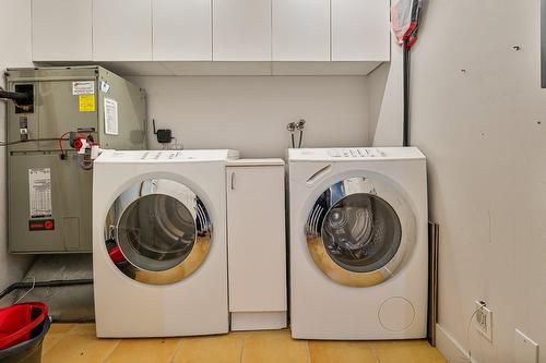 Laundry room - 310-455 Rue St-Pierre, Montréal (Ville-Marie), QC - Indoor Photo Showing Laundry Room