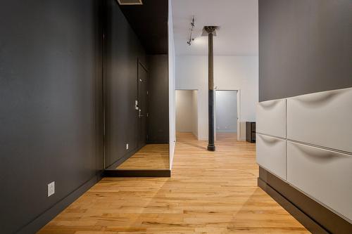 Hall - 310-455 Rue St-Pierre, Montréal (Ville-Marie), QC - Indoor Photo Showing Other Room