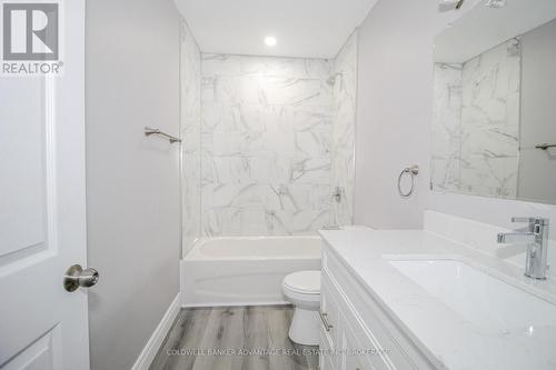378 Thorold Road, Welland (N. Welland), ON - Indoor Photo Showing Bathroom