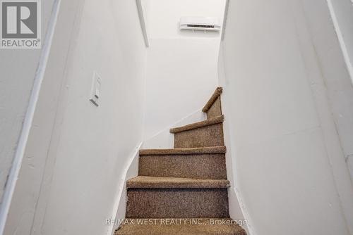 673 Wilson Street, Hamilton, ON - Indoor Photo Showing Other Room