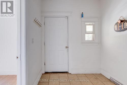 673 Wilson Street, Hamilton, ON - Indoor Photo Showing Other Room