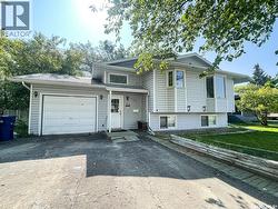 516 5th AVENUE W  Meadow Lake, SK S9X 1A9