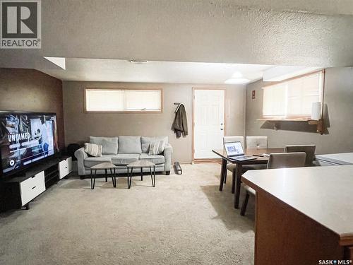 516 5Th Avenue W, Meadow Lake, SK - Indoor Photo Showing Living Room