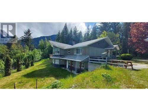 4770 Mackenzie Highway, Bella Coola, BC - Outdoor